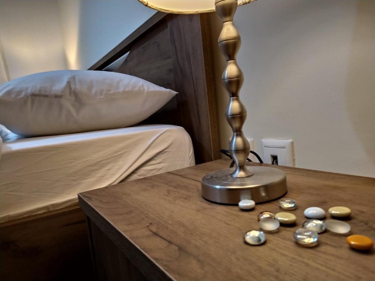 Overnight Athens Airport And Raphina Port Apartment 阿特米达 外观 照片